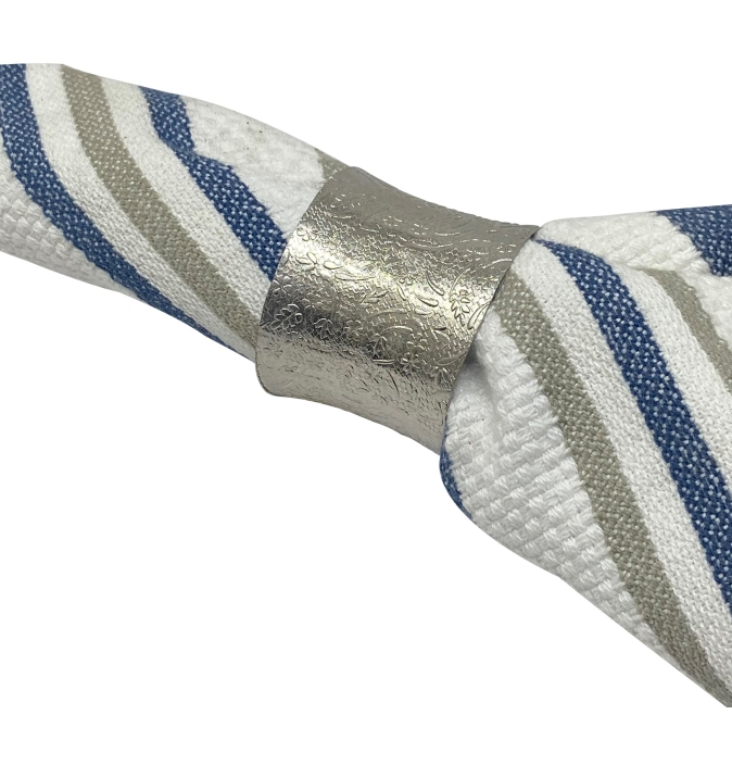 <span style="margin: 0px 0px 5px 0px; font-weight: 600; color:#81655d;">Item #: ARI-21266 B</span><br />NAPKIN RING