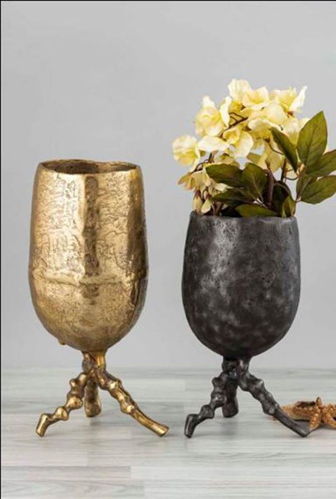<span style="margin: 0px 0px 5px 0px; font-weight: 600; color:#81655d;">Item #: AR-V0016</span><br />Flower Vase