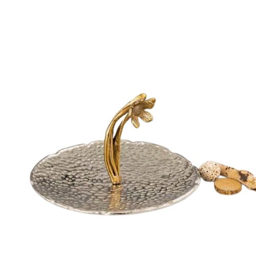 <span style="margin: 0px 0px 5px 0px; font-weight: 600; color:#81655d;">Item #: AR-CS007</span><br />Cake Stand